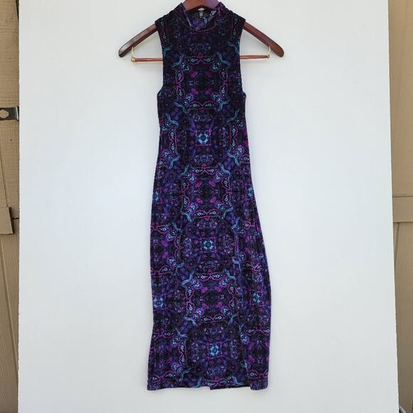 Urban Outfitters Dresses & Skirts - Urban Outfitters Ecote Velvet Dress XS